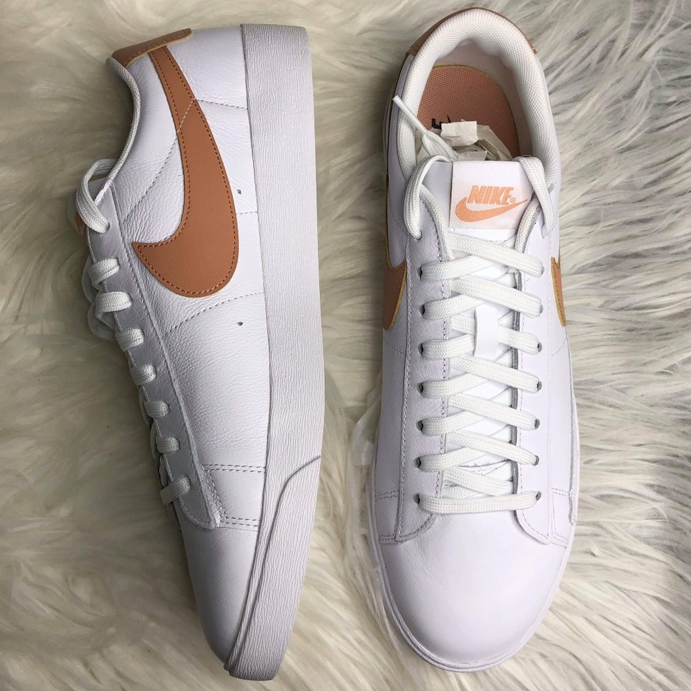 Nike Blazer Low LE White Rose Gold
